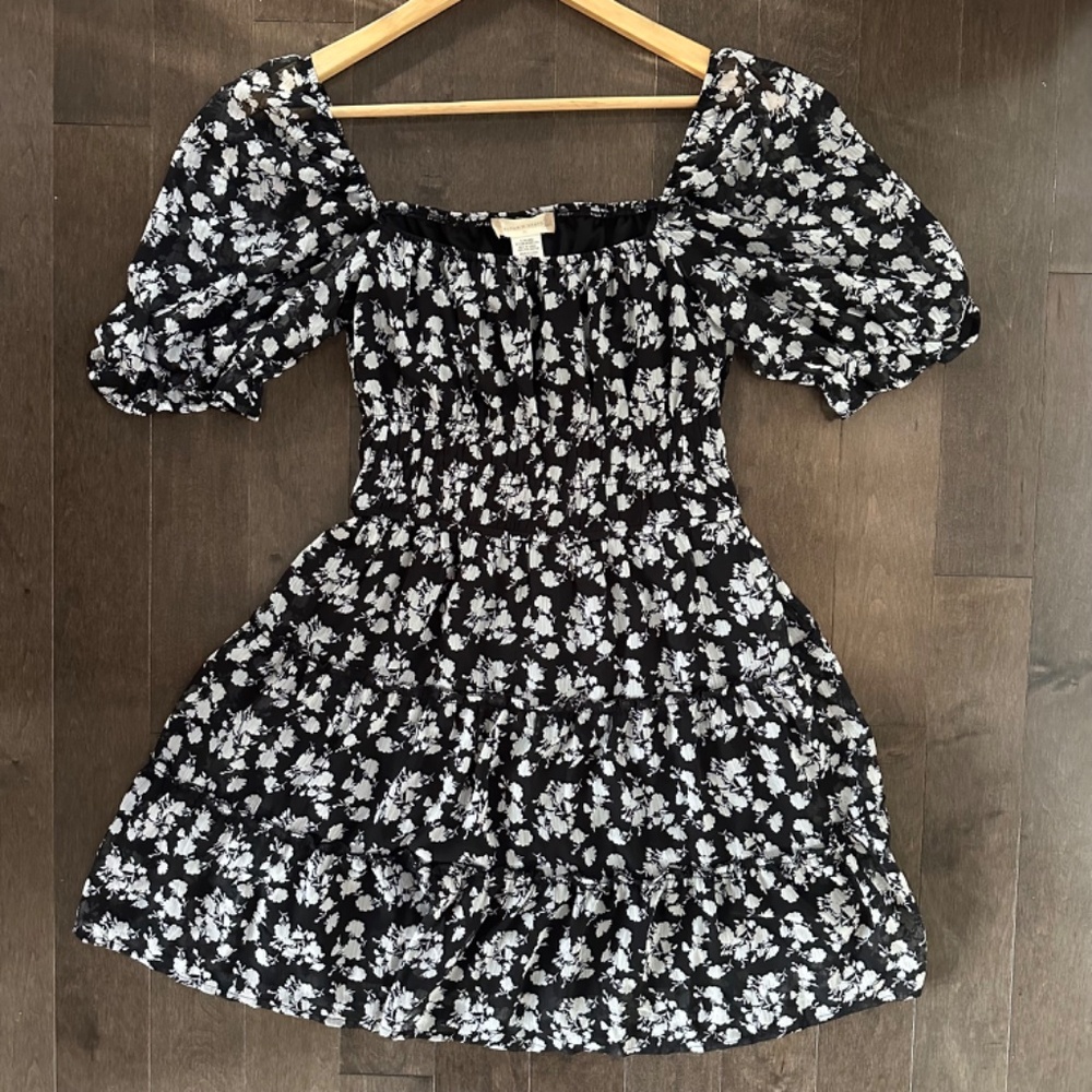 Altar'd State BOHO‎ Chic Floral Mini Dress Cottagecore Peasant Black White Med